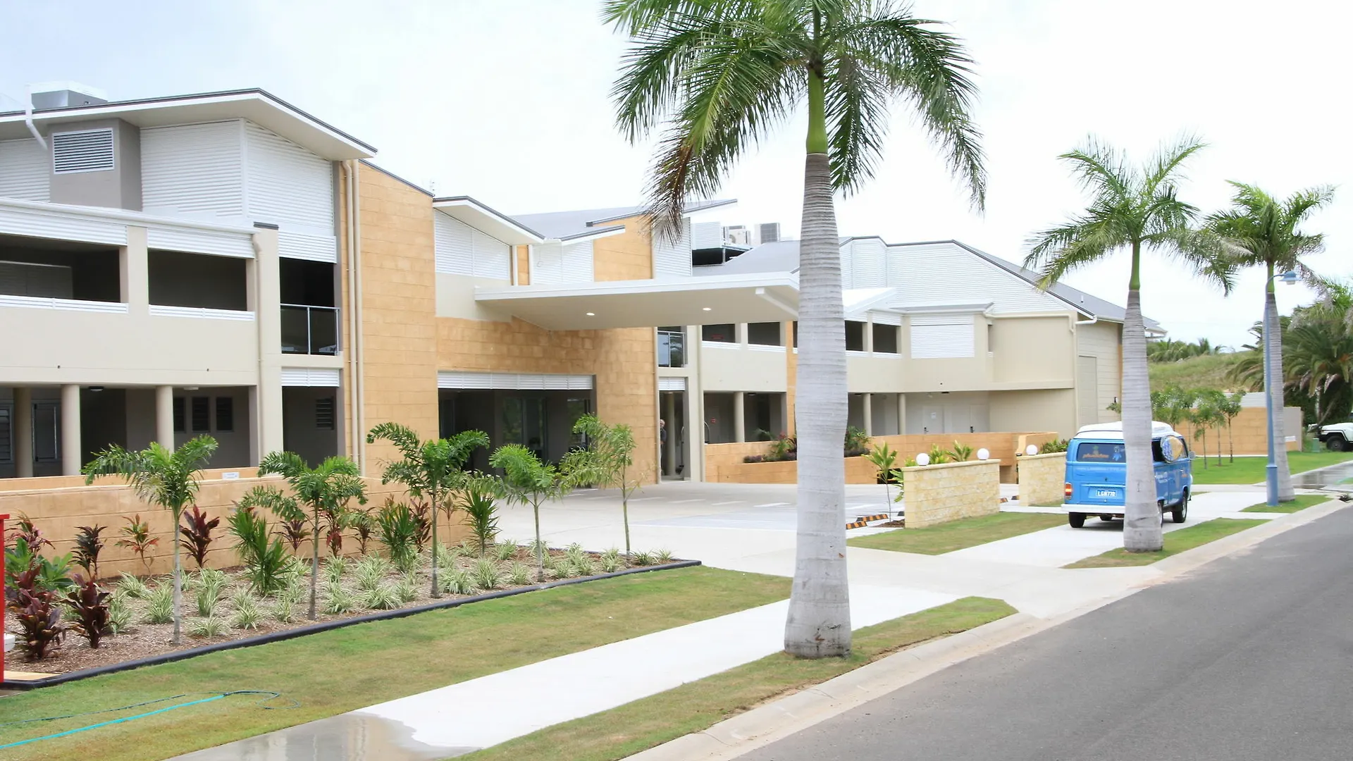 ****  1770 Lagoons Central Apartment Resort Official Agnes Water Australia